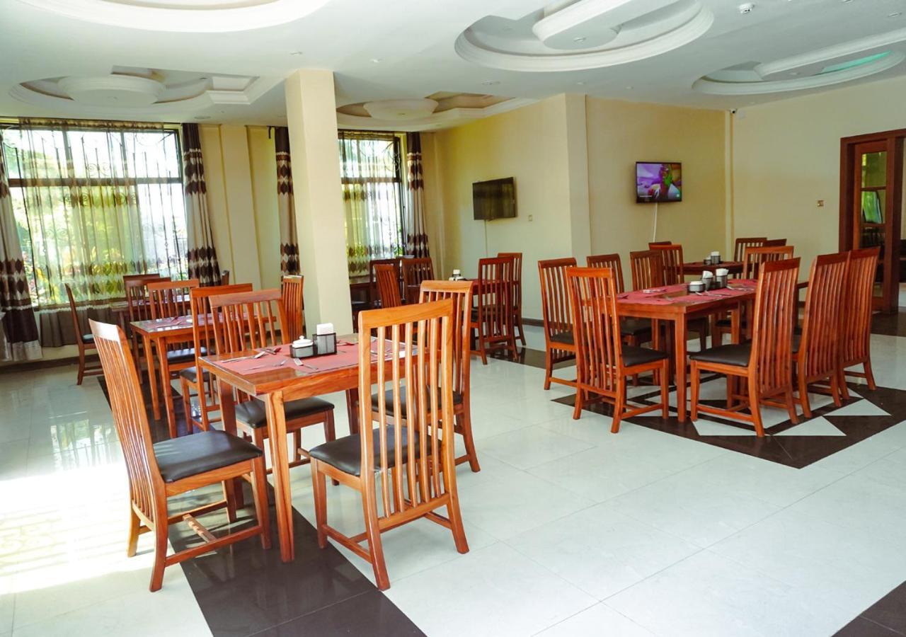 Senator Hotel Arusha Exterior photo
